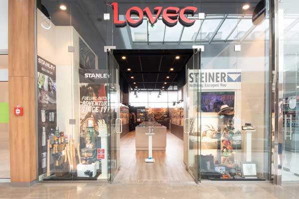 knifestock prodejna LOVEC Aupark Bratislava